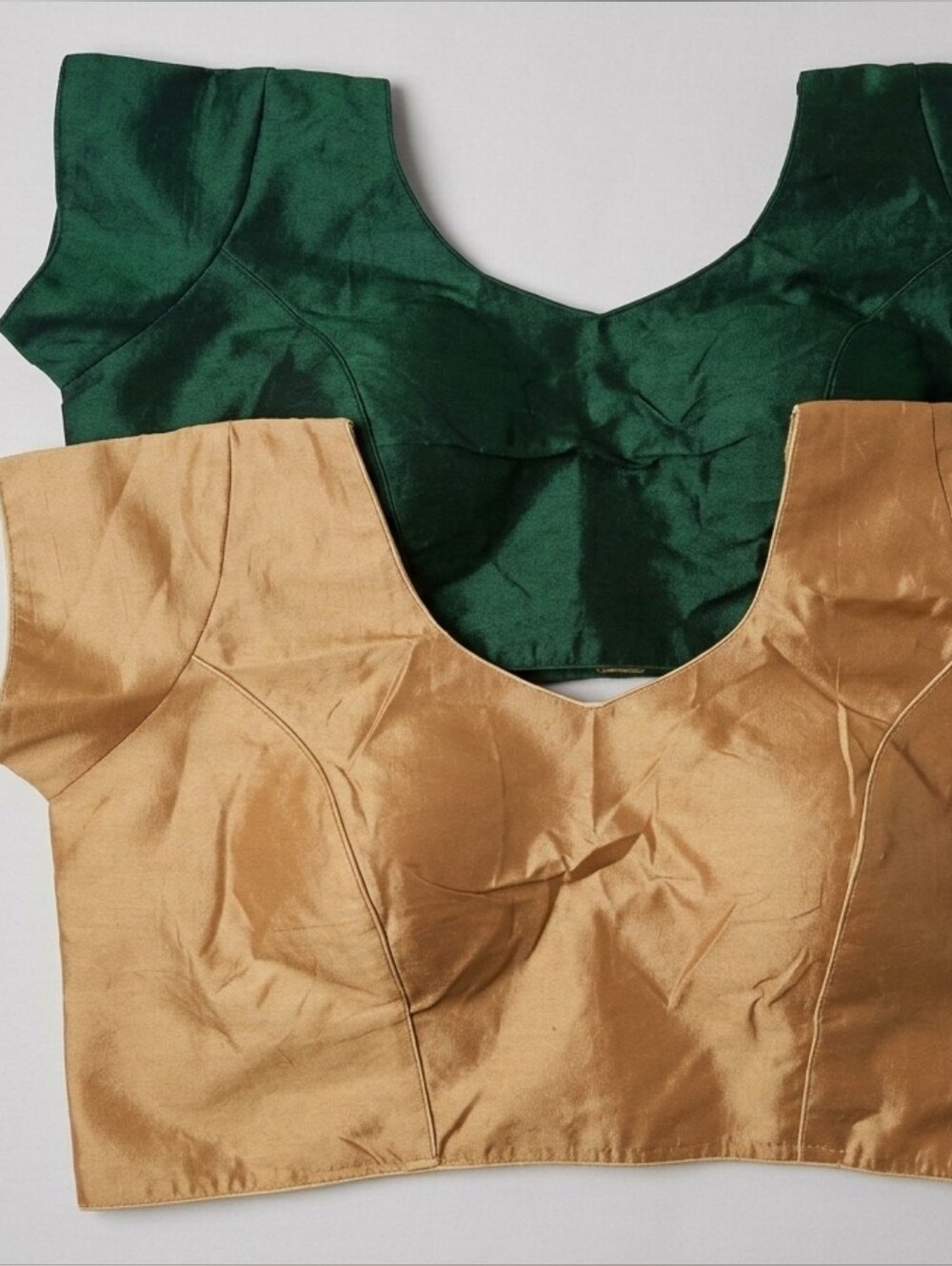 New  Set of 2 silk blend saree / lehenga gold & green blouse Size Xl